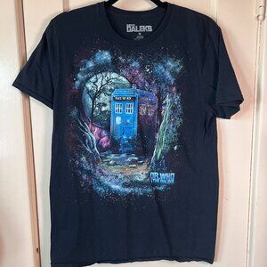 Dr Who & The Daleks Graphic Black Short Sleeve Tee Size M 2017 Unisex Police Box